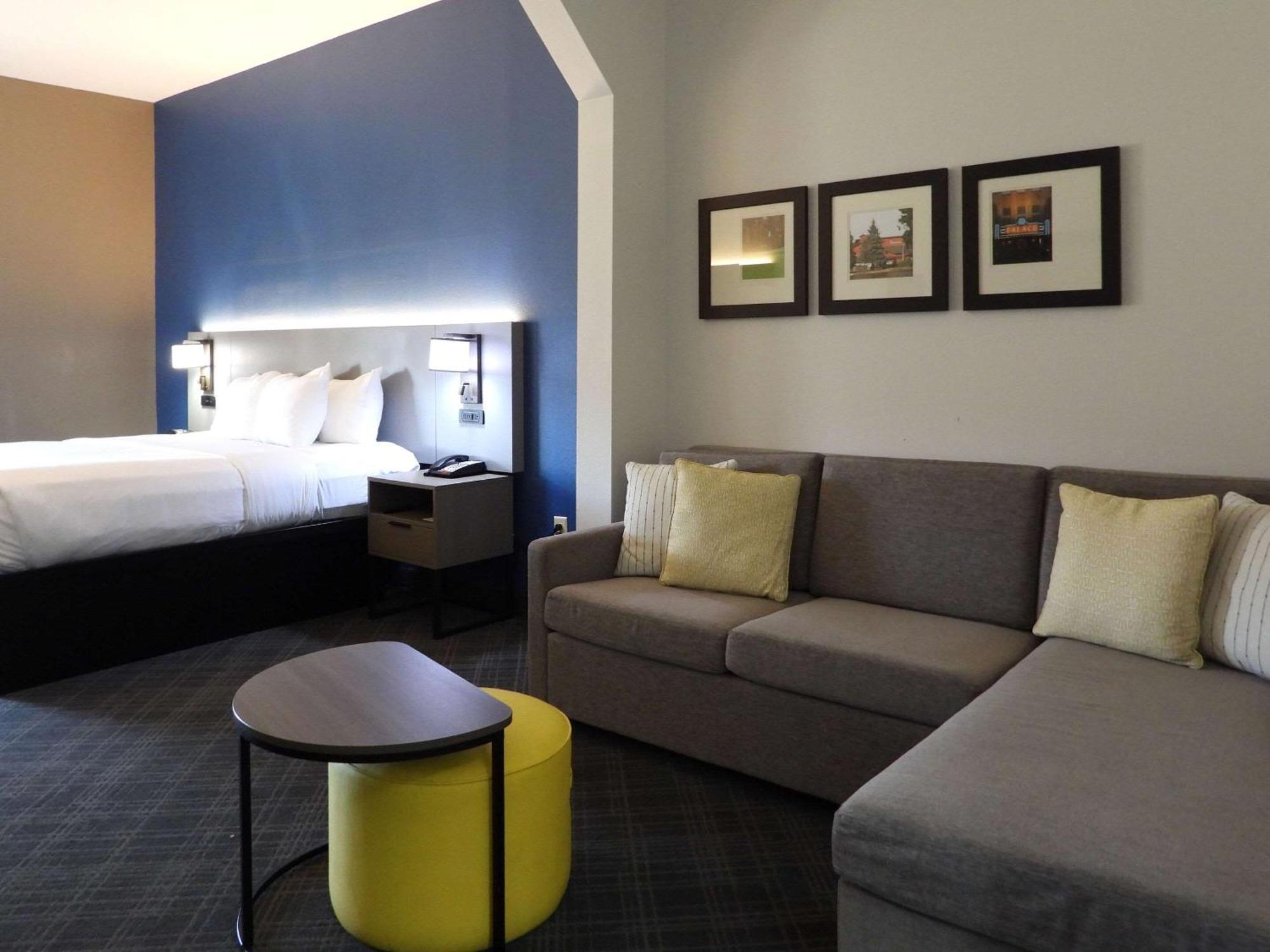 คอมฟอร์ต สวีท Hotel ครอสวิลล์ ภายนอก รูปภาพ